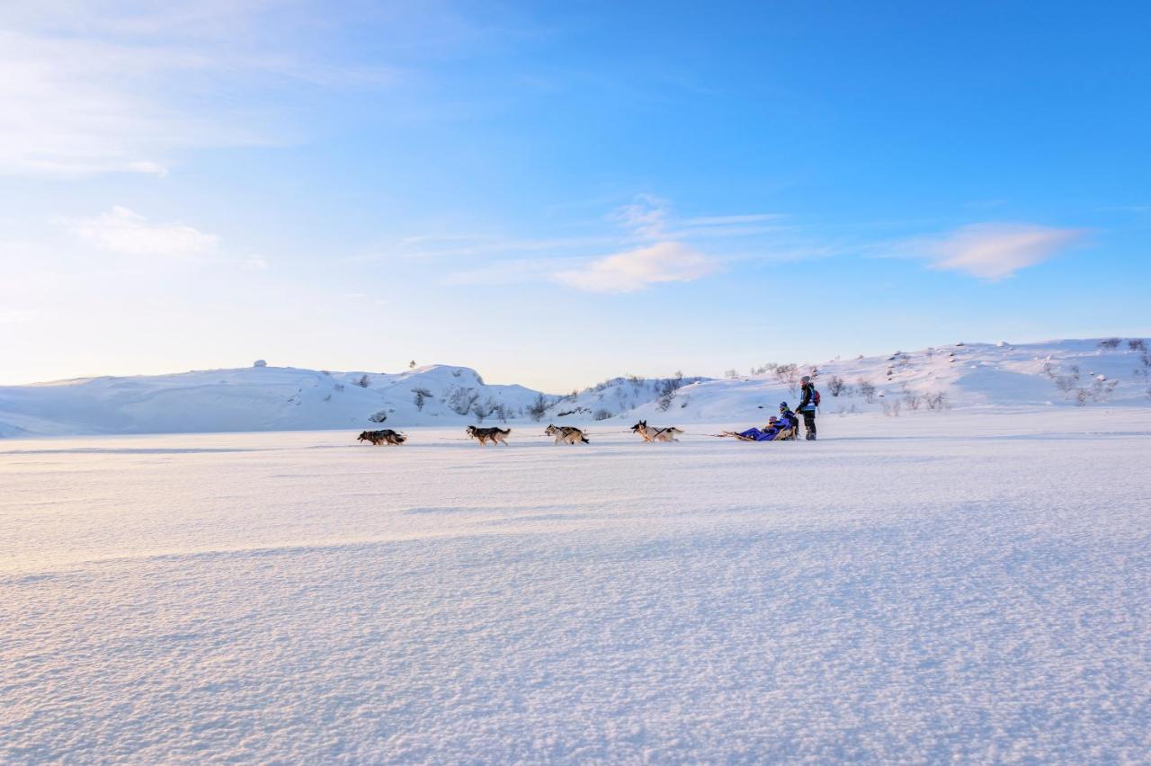 Snowhotel Kirkenes Exterior photo